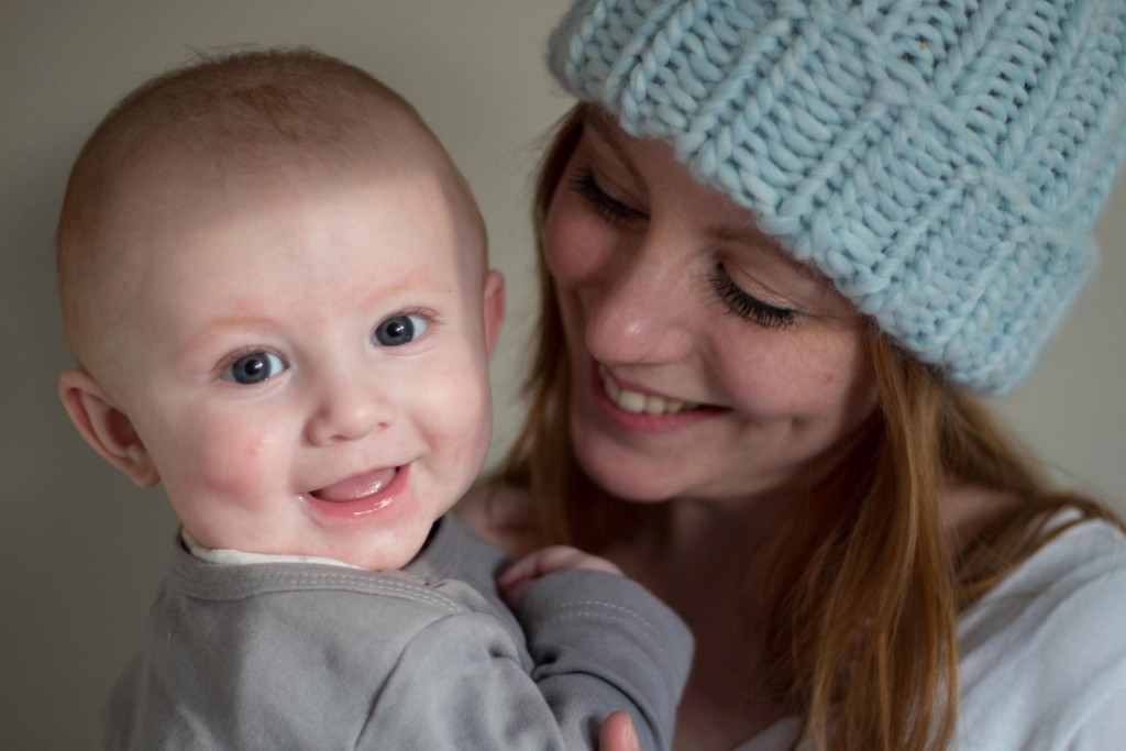 Toby and Mum in the Maxi Beanie - Shortrounds Knitwear