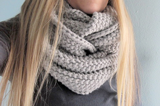 GAP-tastic cowl Jen Geigley - Shortrounds Knitwear