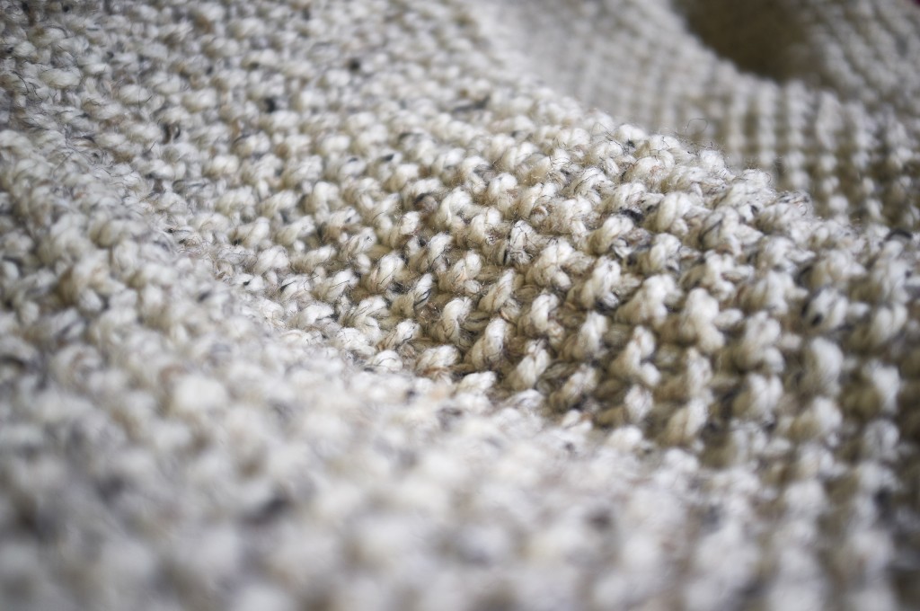 Snug Seed Stitch Blanket knitting pattern - Shortrounds Knitwear