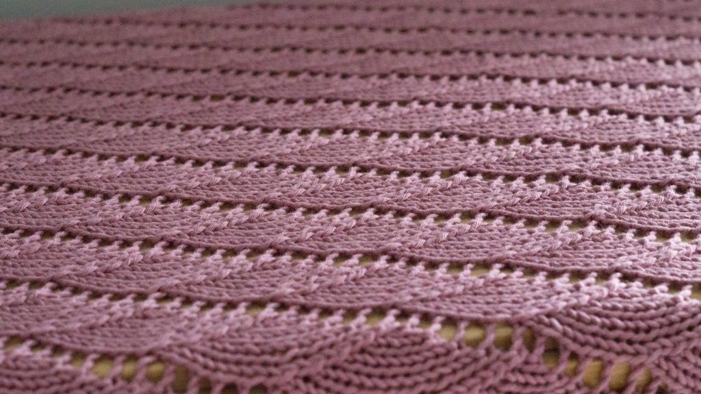 Spindrift baby blanket knitting pattern | Shortrounds Knitwear