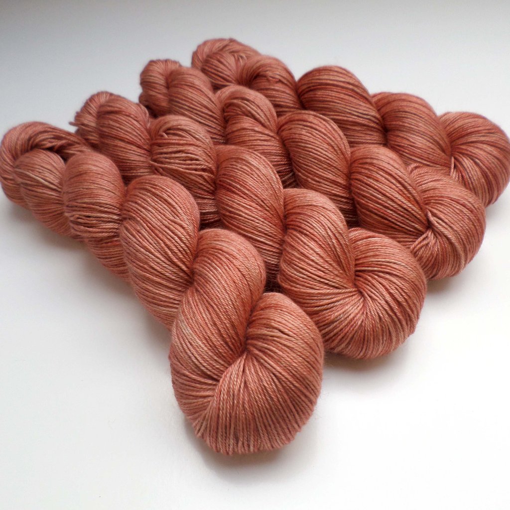 Skein Queen Yarns Oasis Grande in Papaya | Shortrounds Knitwear